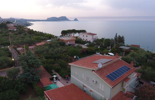 Panoramic Apartment in Villa With Pool and Garden Wi-fi - Foto 19