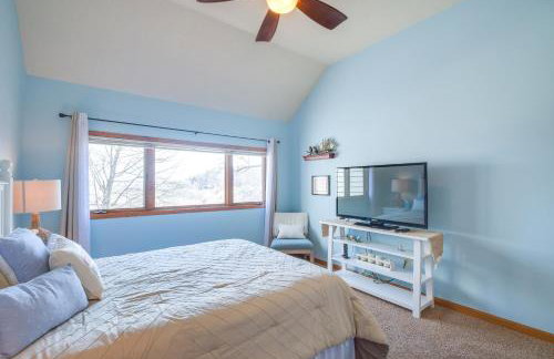 Galena Townhome with Deck and Golf Course View! - Foto 17