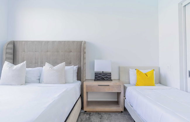 Sleeps 20 7-bedroom Villa w/ Pool, Putting Green & Hot Tub Bravo Villa #11 by Avantstay - Foto 76