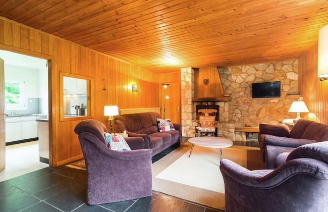 Detached Chalet With Views of the Lake of Butgenbach in the Middle of Nature - Foto 10