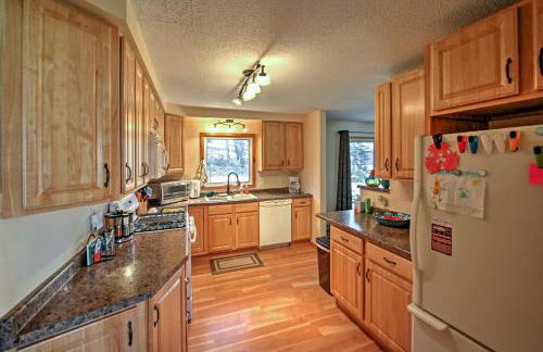 Quaint Duluth Hideaway with Private Fenced-In Yard! - Foto 9