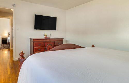 Near Beaches, Base and Bay! Hampton Home with Backyard - Foto 16