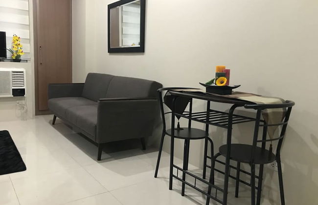 One Palm Tree Apartments - Foto 9