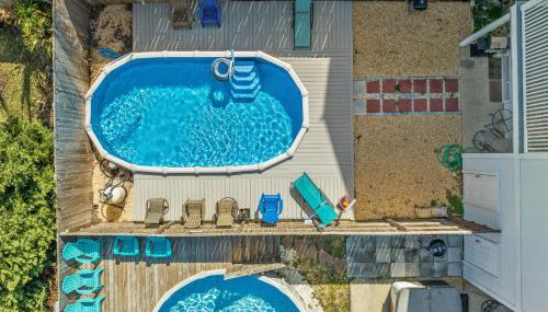 Shells and Bells Ocean Paradise - Sleeps 24, 2 Private Pools - Foto 1, sunbed