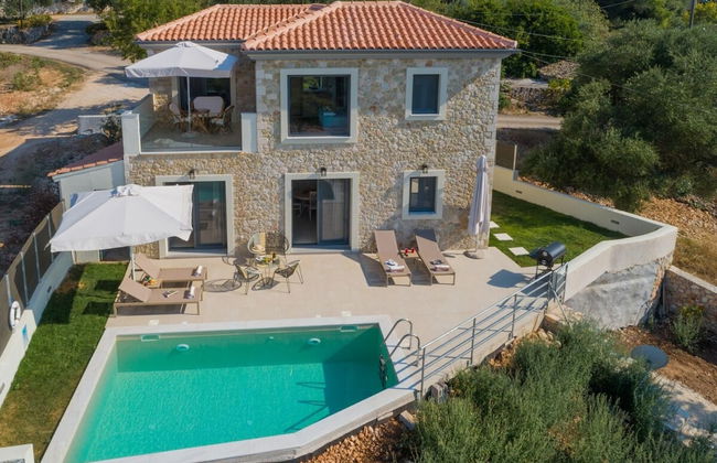 Majestic Stone Villa Sea View Pool - Foto 1