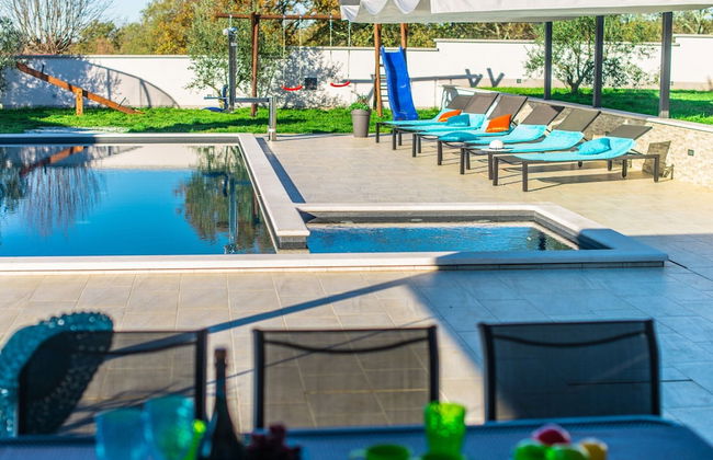 Beautiful Villa in Vrsar With Swimming Pool - Foto 16