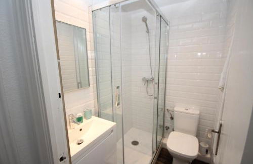 casa en Masnou junto a playa y tren - Photo 42