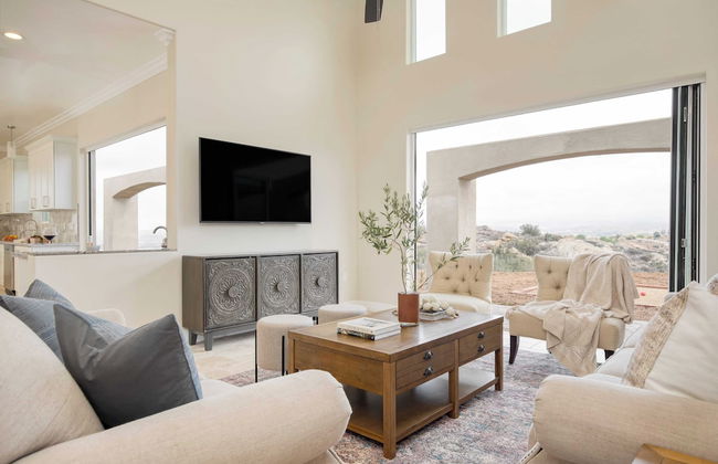 Malbec by Avantstay Incredible Estate w/ Panoramic Views & Bocce Ball Court! - Photo 30