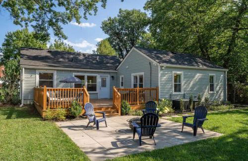 Modern cozy residential home local experience - Foto 48