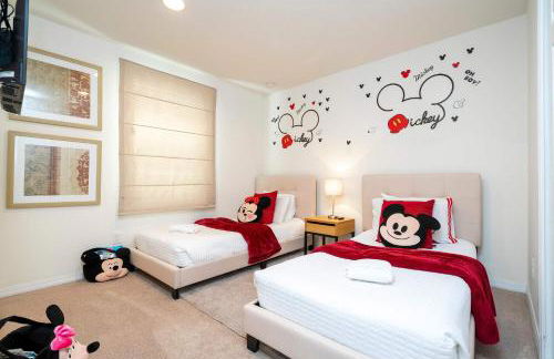 Spectacular House with 3BR - Private Pool, BBQ - Minutes from Disney! - Foto 12