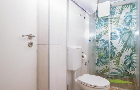 2 Bedroom Nice Home In Koranski Brijeg - Foto 23