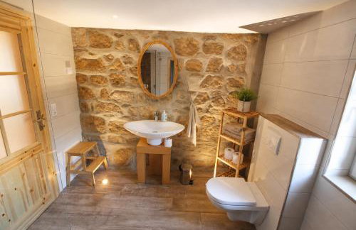 Oberlausitzer Ferienhaus mit Sauna -Gebirgshäusl Oybin- Zittauer Gebirge - Foto 9