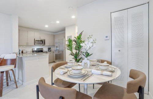 Beachside Bliss, 1BR Condo with Pool at Dania Beach - Foto 3