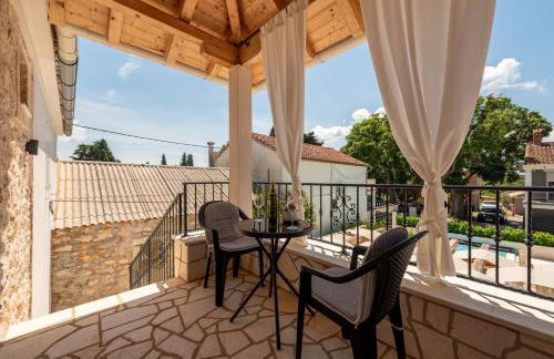 Apartment Varos with shared pool - Foto 18