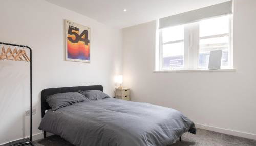 Thornhill House by Guestz - Photo 2