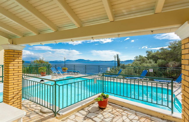 Sofia Large Private Pool Walk to Beach Sea Views A C Wifi Car Not Required - 1552 - Photo 6