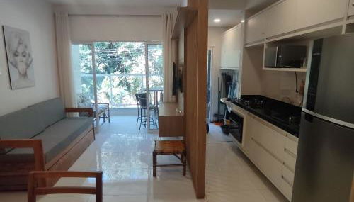 Apartamento novo a 350 m da praia das Toninhas em Ubatuba - 2 dormitórios sendo 1 suite, piscina, varanda gourmet com churrasqueira, ar condicionado, cozinha completa, garagem privativa - Foto 1