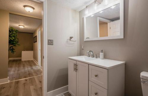 Newly renovated 4BR CozySuites - Foto 37