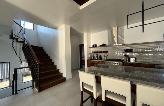 NEW Oceanfront 5 Bedroom Private Island Villa - Foto 7