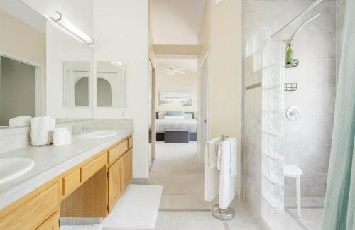 Peaceful Poolside Perfection near Wine Country - Foto 11