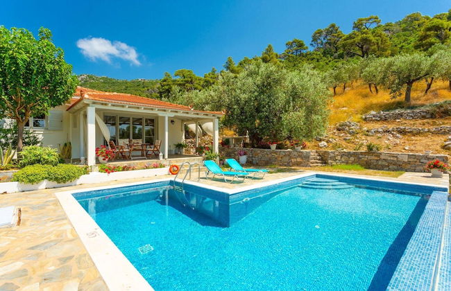Villa Tassoula Large Private Pool Walk to Beach Wifi - 2830 - Foto 11