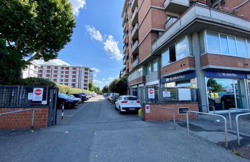 Fevira Suite Airport Free Parking - Foto 17