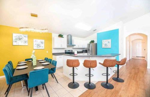 SUPER LUSH- FOAM BEDs w POOL & GAMEs - Foto 10