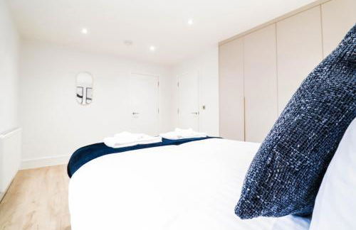 The Desborough Residence - Bright 1BR with Sofa Bed, Modern Lounge & Free Secure Underground Parking - Foto 58