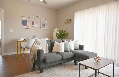 Cozy 2B Apartment with great Amenities in the Heart of Cedar Park - Photo 4