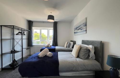 Brand New, Immaculate 3 Bed 3 Shower room House - Foto 12