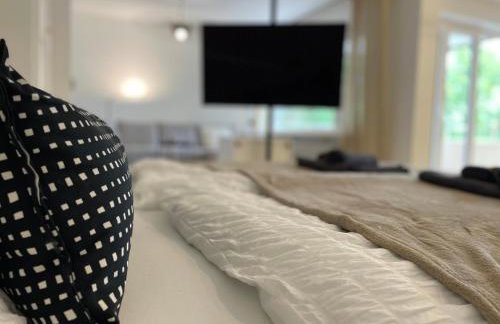 Großzügiges Wohnen mit Seeblick in Zentrumsnähe - Foto 7