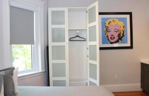 A Stylish Stay w/ a Queen Bed, Heated Floors.. #34 - Foto 6