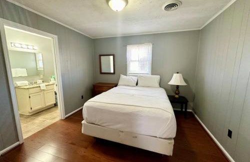 Cottage 7 Lees Ford Marina - Photo 7