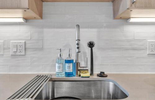 Floor To Ceiling Windows- Bridge Views - Studio - Foto 5