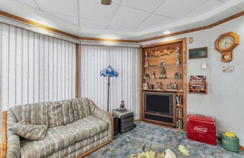 Clarks Summit Gem w/ Private Yard & Parking - Foto 9