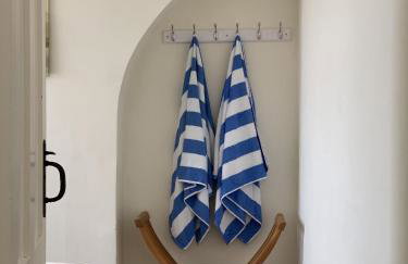 Coastguards Lantern - Photo 49