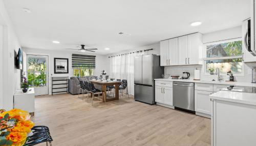 Updated Sarasota Retreat Spa Hot Tub Prime Location - Foto 3