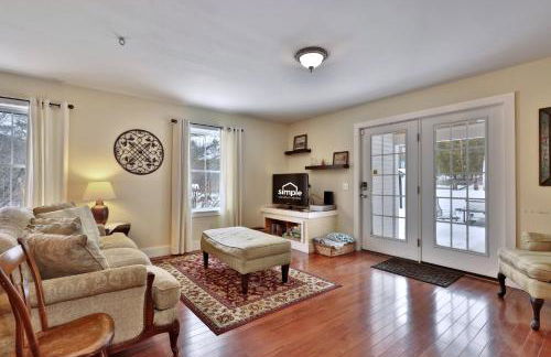 Chittenden Farmhouse - Historic 4BR, 2BA, 20 Min to Skiing, 7 Min to Mountaintop Resort - Foto 25