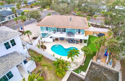 Home ON Key with pool, hot tub, putting green, arcade games, bike & mins to beach! - Foto 34