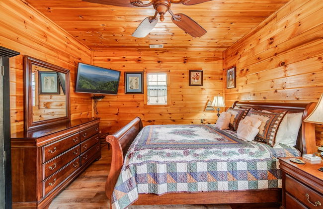 Blueridge Retreat Private 4 BDR Cabin Sleeps 10! - Foto 7