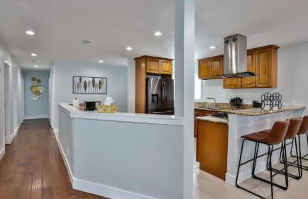 H&H Modern Lux 4BD 1 King Suite 3 Queen SoCal Disney - Foto 20