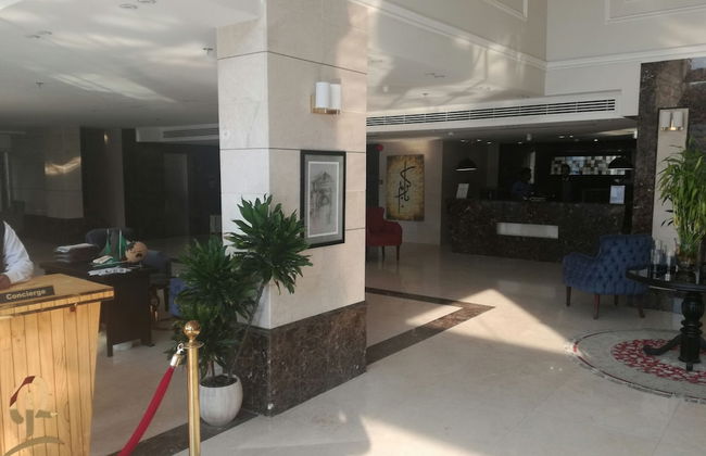 Remaz Hotel & Suite - Photo 12