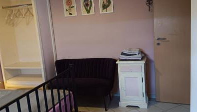 Romantische Ferienwohnung Rheingold 50 qm für 2 bis 4 P - Foto 4, wardrobe