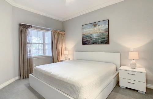 MINUTES FROM DISNEY 3bed 3bath Poolside at LUXURIOUS RESORT - Foto 23