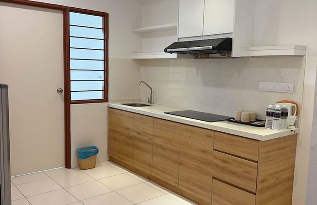 D'Embassy Serviced Residence Suites - Photo 21