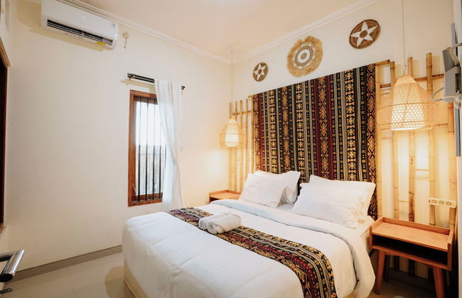 Villa New D'Bamboo by Plesirhatiyogja - Foto 13