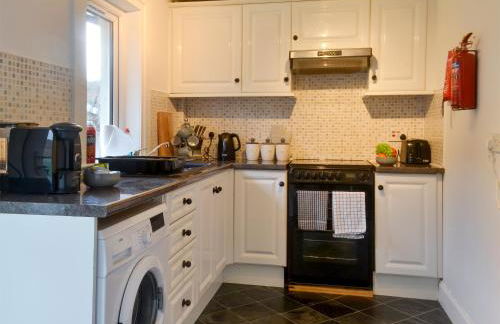 Seaview Cottage - Photo 6