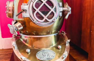 Dolly's Yacht Club - Cozy Retreat Near Broadway - Foto 11