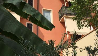 Residence Gloria - Foto 1, Garden view