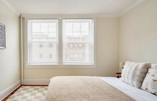 Dreamy 2BR in Downtown Princeton - Photo 20